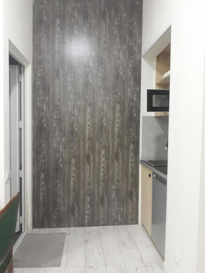 Nino'S Apartment In The Center Of Tbilisi Exterior photo